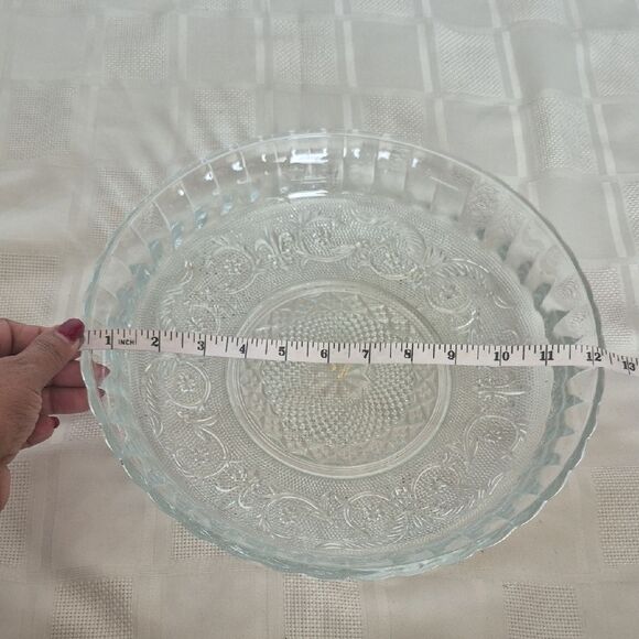 Clear Glass Serving Platter - Picture 7 of 16
